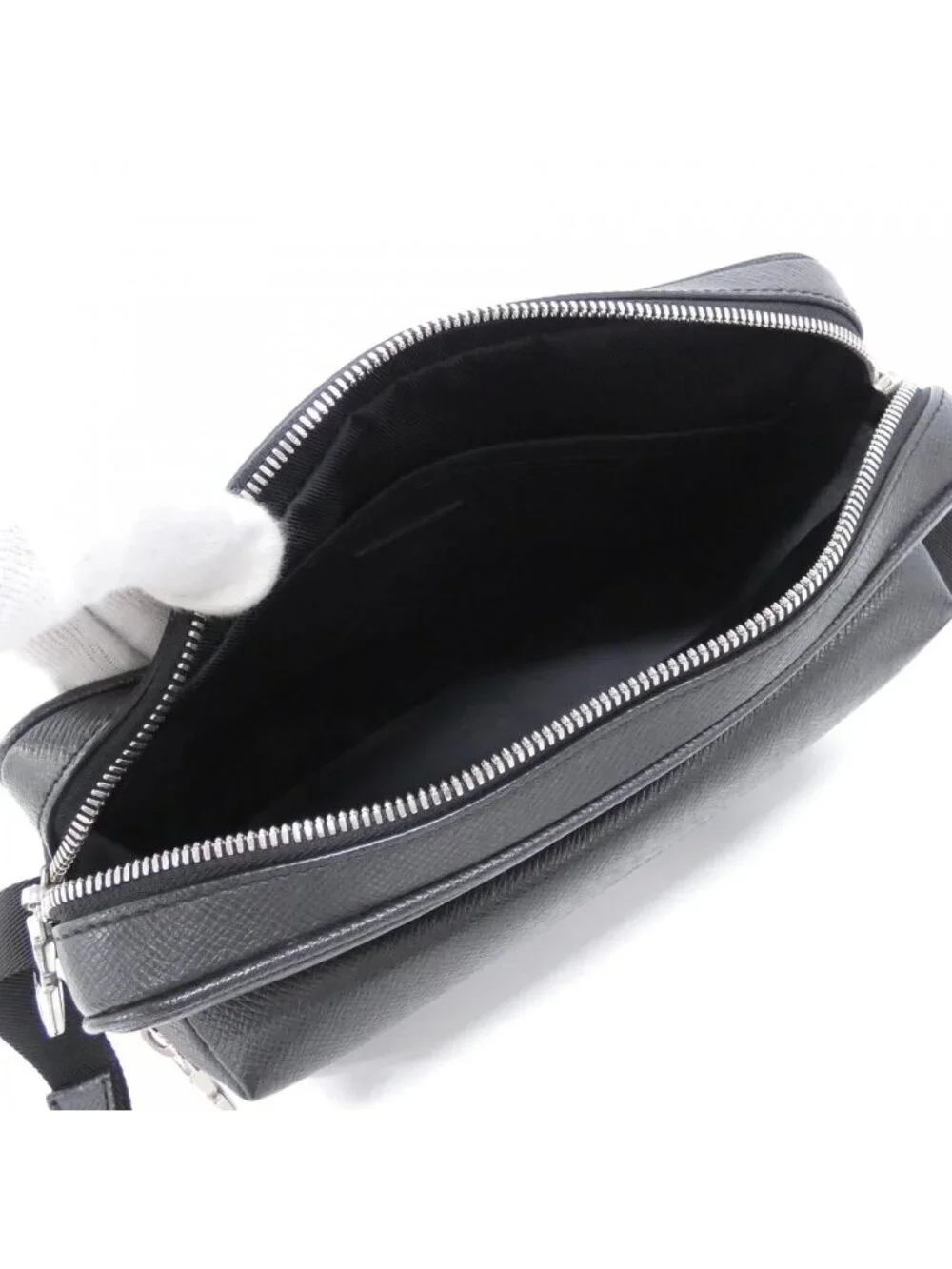 Louis Vuitton Taiga Llama Outdoor Messenger PM Shoulder Bag